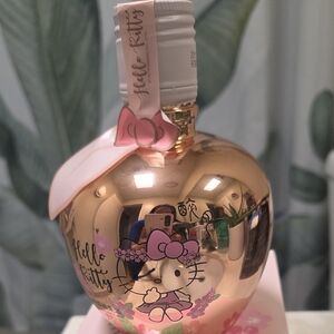 Limited Edition Hello Kitty Cherry Apple Wine